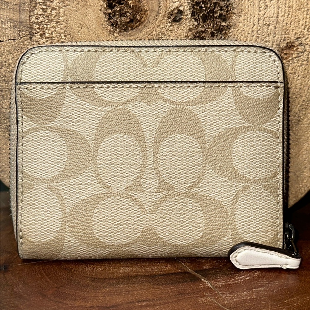 *RARE* NWT COACH Guang Yu Rexy Small Zip Around Wallet - Picture 3 of 16